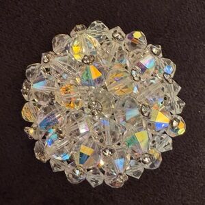 Vintage Crystal Aurora Borealis Brooch w Rhinestones; 1.75”